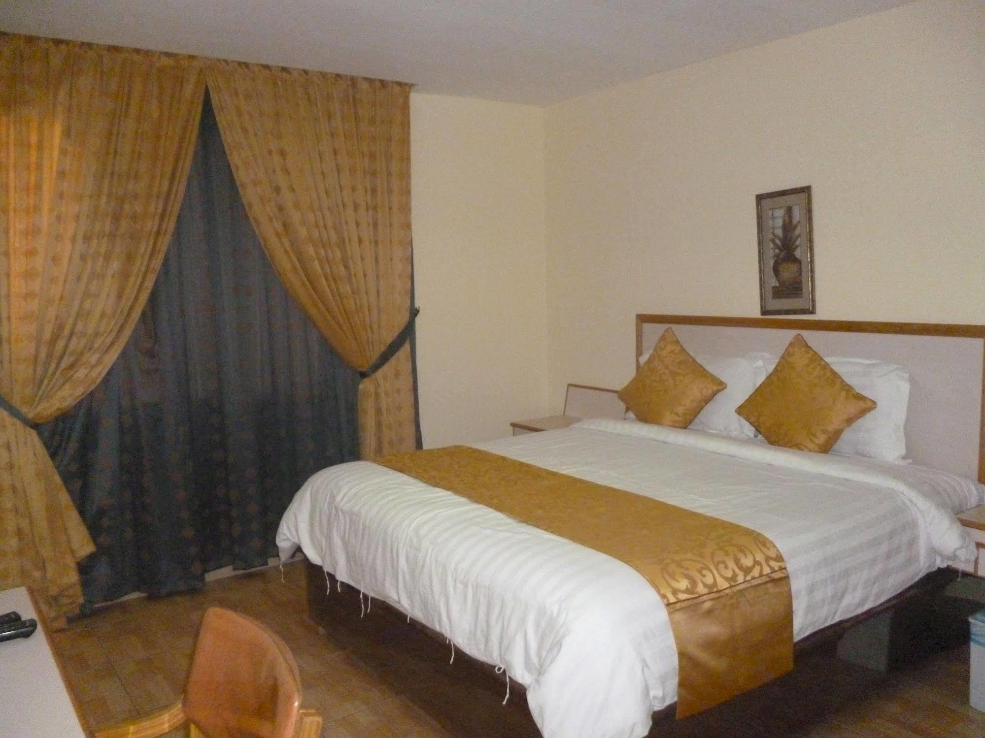Mansour Plaza Hotel Apartments Dammam Eksteriør billede